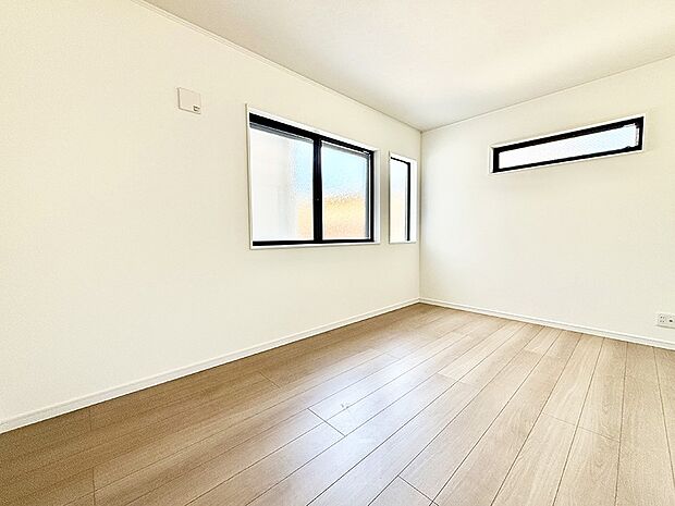 ■落ち着いた色合いのお部屋で穏やかな時間を楽しめます