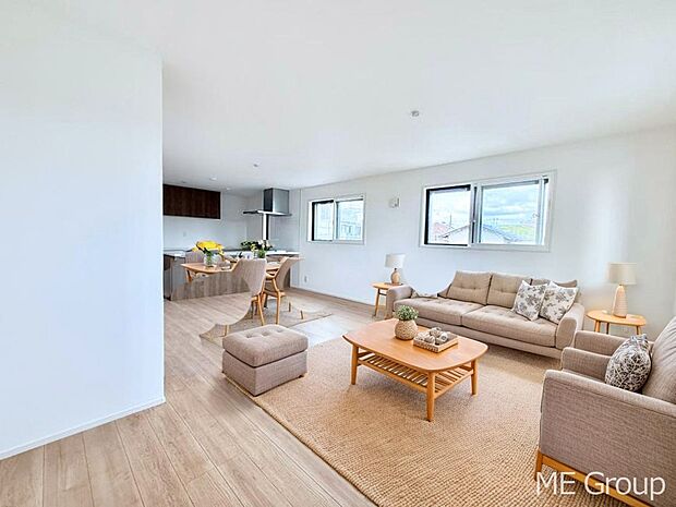 ■さりげないデザインが日常をセンスよく演出※家具はCGです