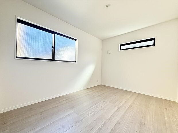 日当たりのいいお部屋は気持ちがいいですね  