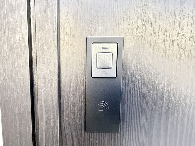 ■鍵を取り出さずに便利に操作できて快適