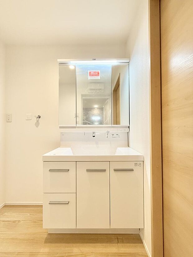 ■朝の準備がスムーズにできる広さです