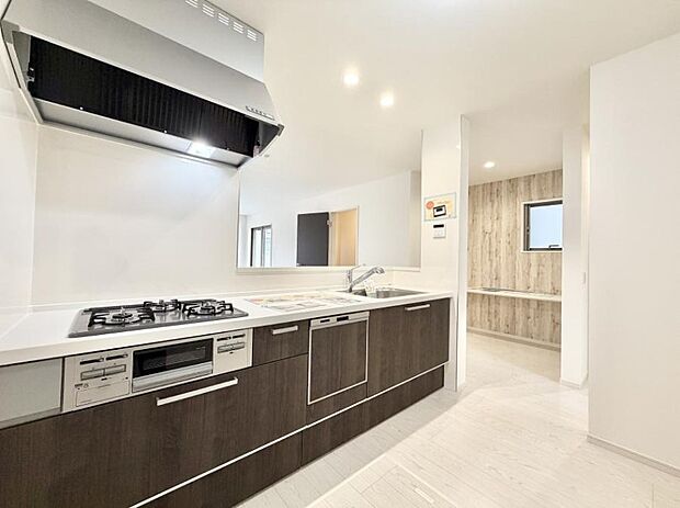 ■美味しい時間が生まれる、笑顔あふれるキッチン