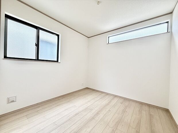 ■落ち着いた色合いのお部屋で穏やかな時間を楽しめます