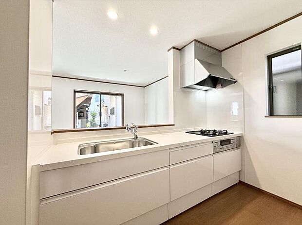 ■会話が深まる対面キッチン！家族との会話がはずみます！  