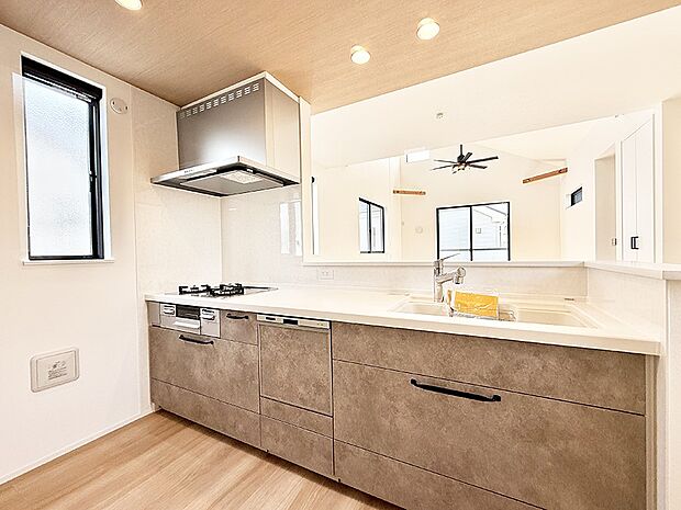 ■作る楽しみと食べる幸せを届けるキッチン