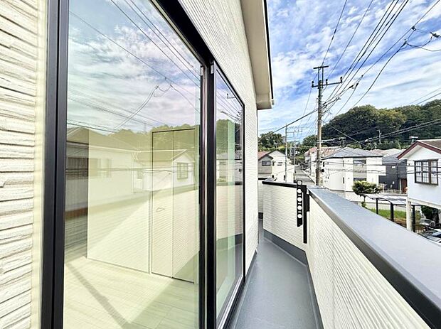 ■お洗濯物がよく乾く陽当たり良好のバルコニー  