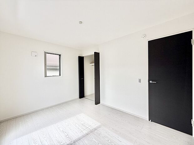 ■落ち着いた雰囲気のお部屋で心が安らぐ空間