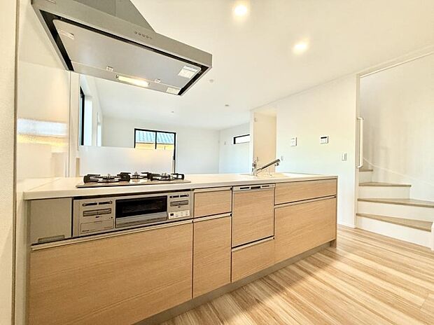 ■家族の絆を深める、温もりのあるキッチン