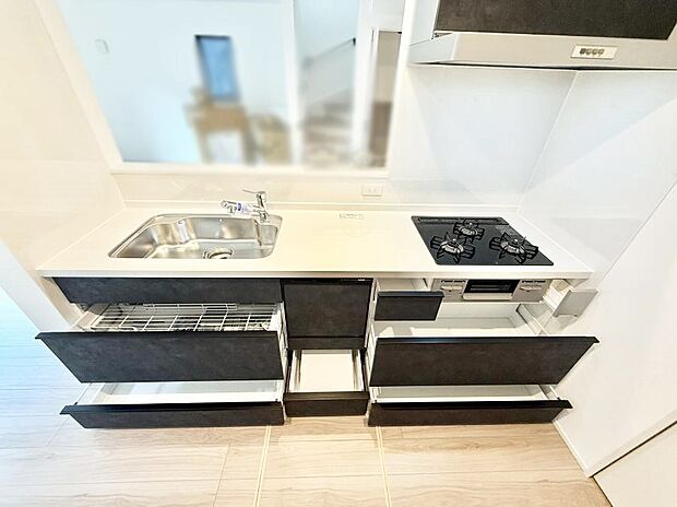 ■収納力豊富なシステムキッチンです!