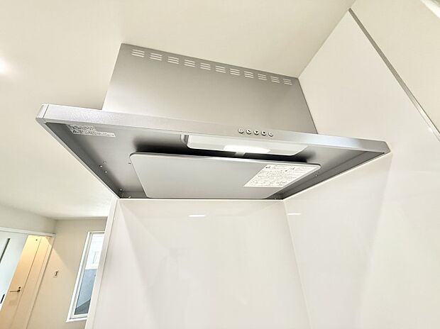 ■調理時の蒸気や匂いが換気扇に誘導され、効率的に排煙ができます。