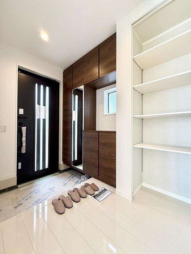 ■ ここから始まる一日、すっきり整った玄関