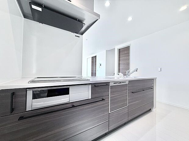 ■家族の絆を深める、温もりのあるキッチン