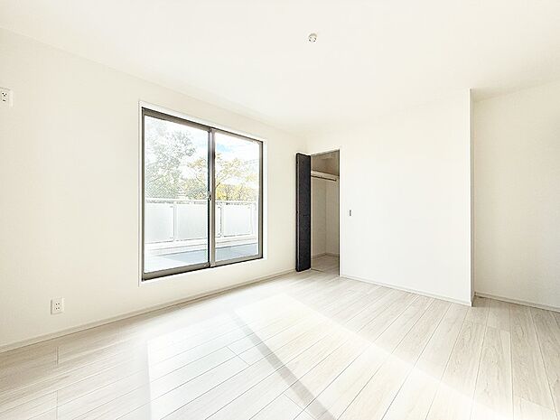 ■落ち着いた色合いのお部屋で穏やかな時間を楽しめます