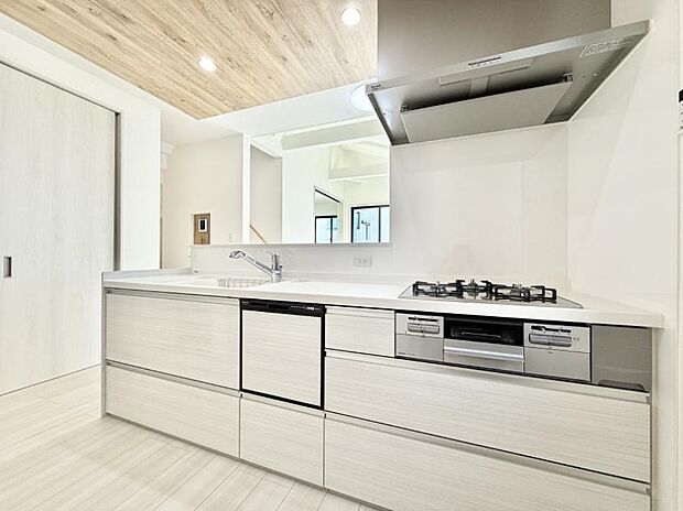 ■美味しい時間が生まれる、笑顔あふれるキッチン