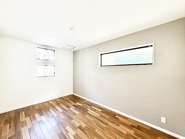 ■落ち着いた色合いのお部屋で穏やかな時間を楽しめます