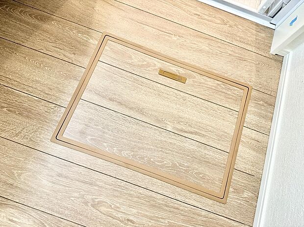 ■季節物など簡単に収納でき便利