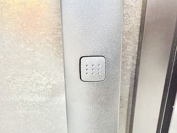 ■鍵を取り出さずに便利に操作できて快適