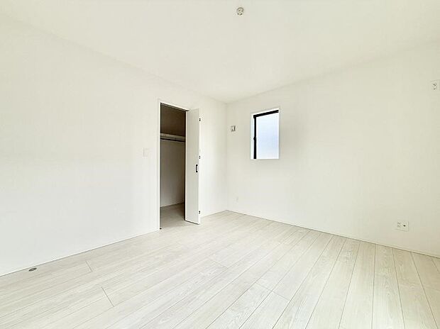 自分だけのスペース　どんなお部屋にするかとっても楽しみですね  