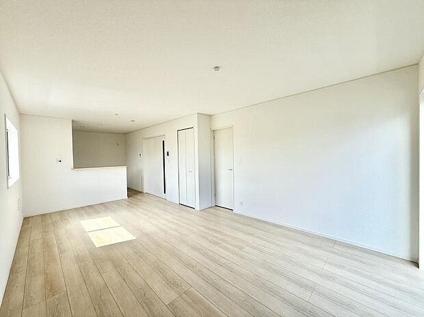 ■くつろぎと笑顔が集まる、心温まるリビング