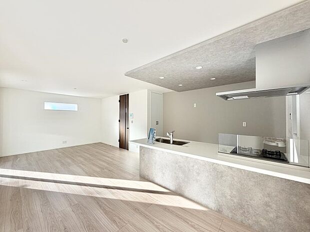 広々とした開放感あふれるリビングです