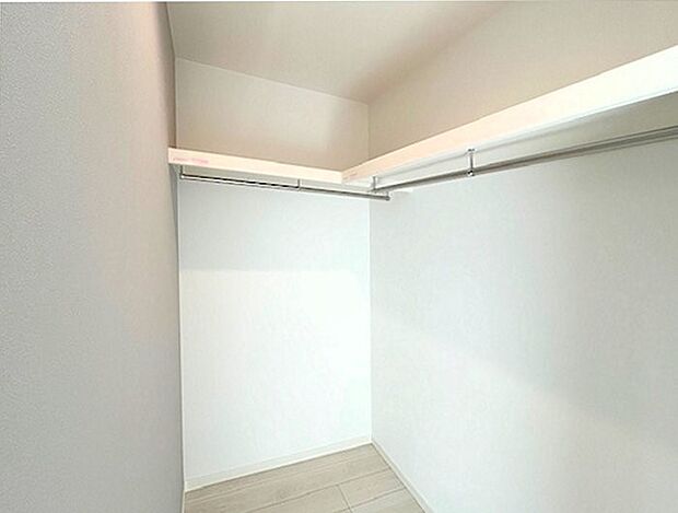 まとめて収納！！お部屋広々！！  