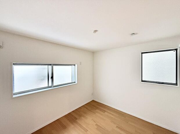 ■窓の配置や通気性の良い設計で部屋の空気がこもらず、常に新鮮な空気が流れます