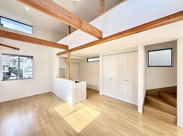 ■心落ち着く場所、ゆったり過ごせるリビング