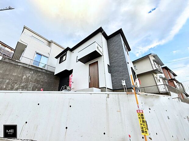 落ち着いたお洒落な外観  