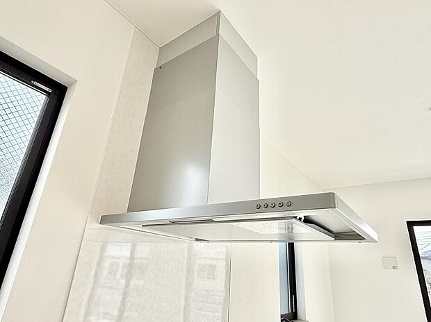 ■調理時の蒸気や匂いが換気扇に誘導され、効率的に排煙ができます。