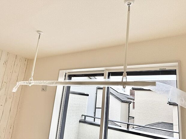 ■天候や時間を気にせず洗濯物を干せ、紫外線から衣類を守れます。