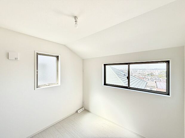 日当たりのいいお部屋は気持ちがいいですね  