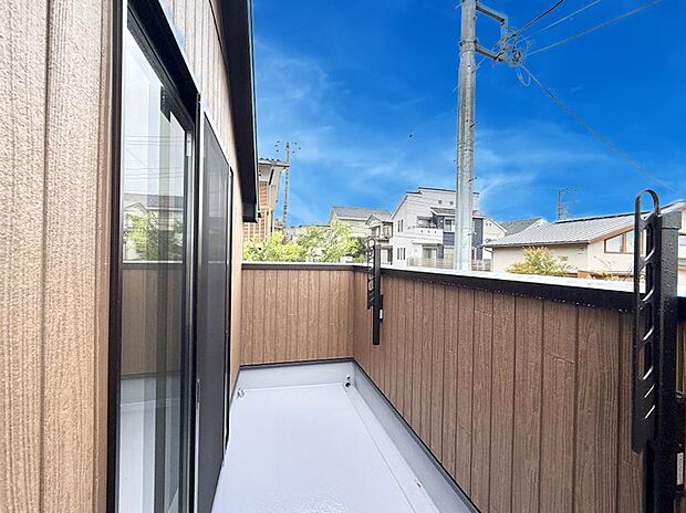 ■ 季節の移ろいを感じられる開放的な空間です