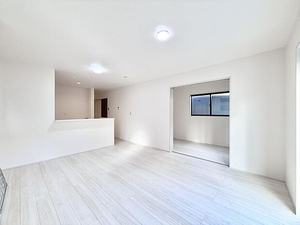 ■心落ち着く場所、ゆったり過ごせるリビング