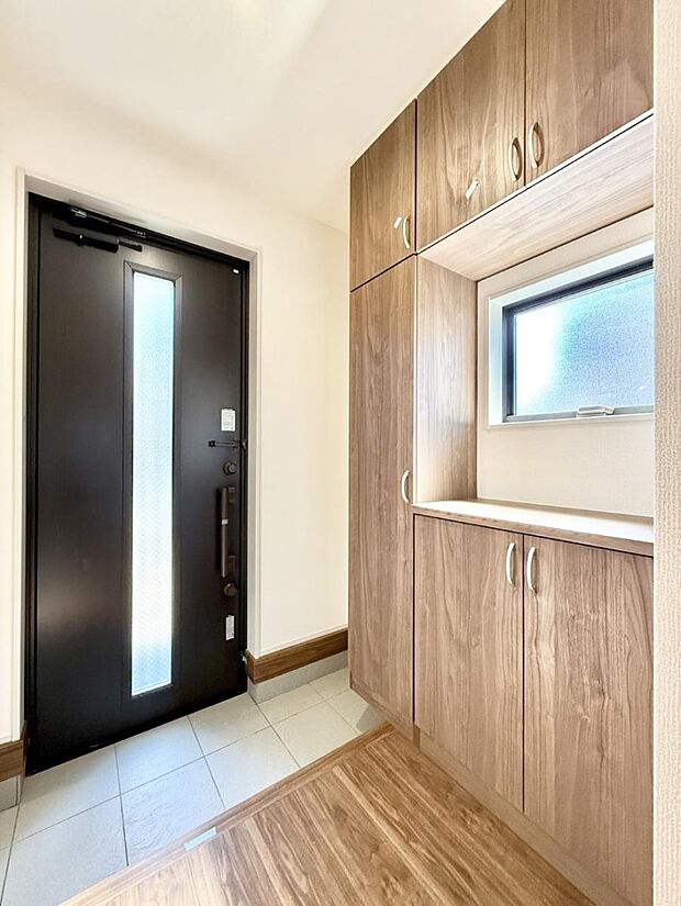 ■ ここから始まる一日、すっきり整った玄関