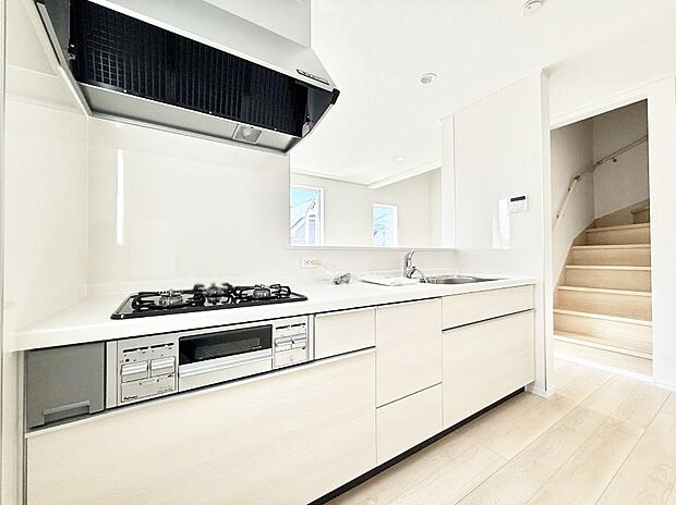 ■家族の絆を深める、温もりのあるキッチン