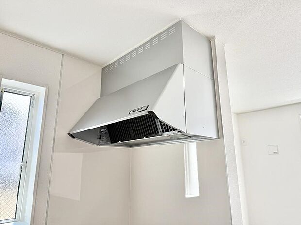 ■調理時の蒸気や匂いが換気扇に誘導され、効率的に排煙ができます。