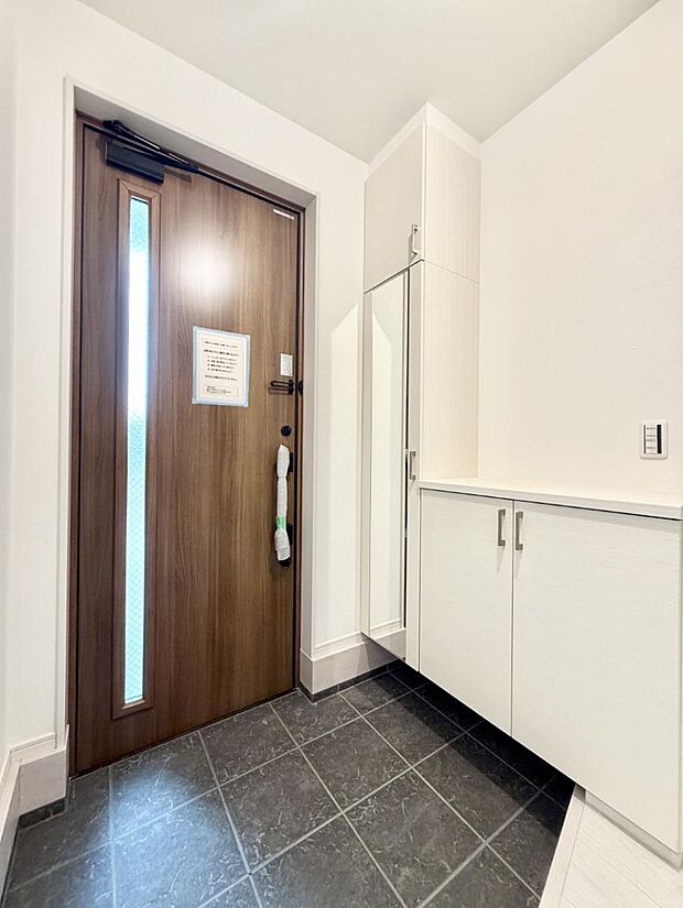 ■広々、綺麗な玄関でお客様をお出迎え!