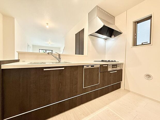 ■広々キッチンでお子さんも一緒にお手伝いできます！