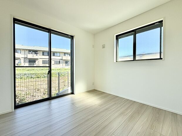 ■窓の配置や通気性の良い設計で部屋の空気がこもらず、常に新鮮な空気が流れます