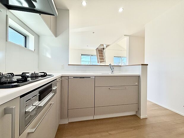 ■家族の絆を深める、温もりのあるキッチン