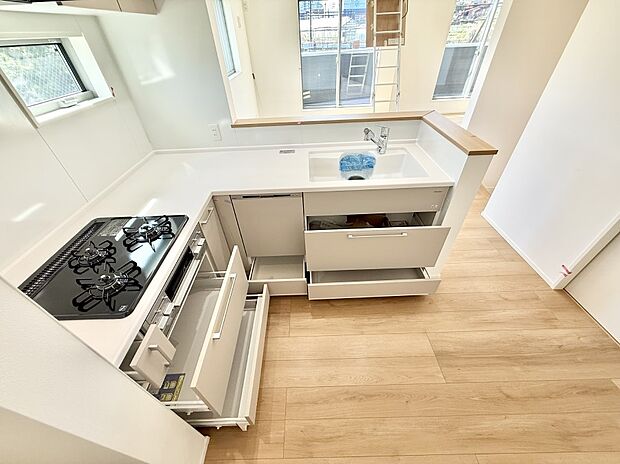 ■料理がもっと楽しくなる、快適なキッチン空間