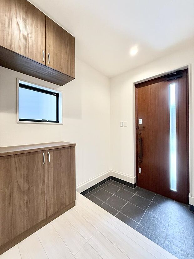 ■ シンプルで美しく、快適な暮らしの入り口