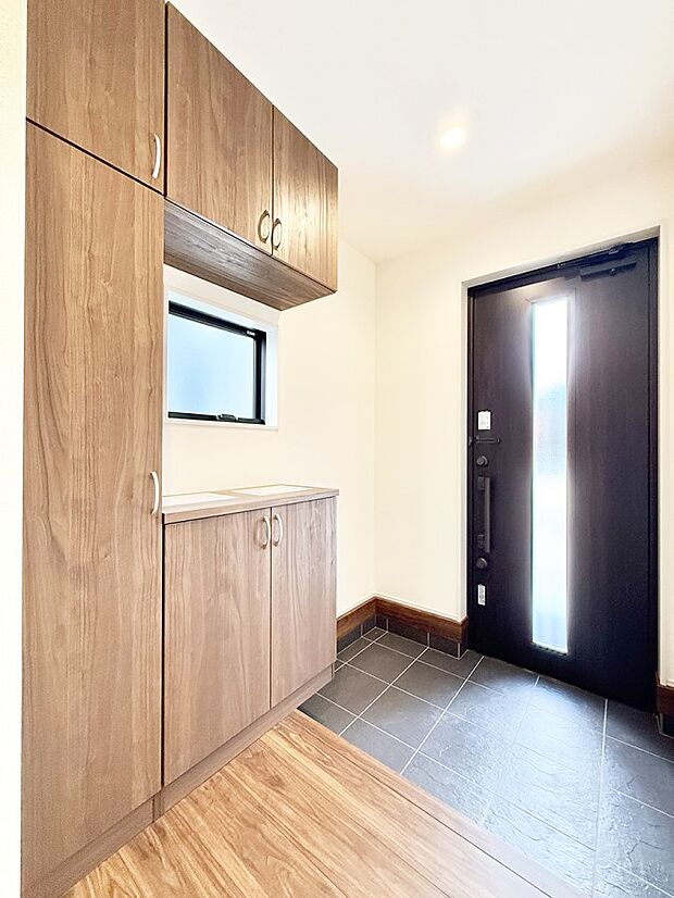 ■ ここから始まる一日、すっきり整った玄関