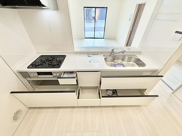 ■料理がもっと楽しくなる、快適なキッチン空間