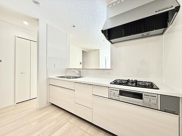 ■家族の絆を深める、温もりのあるキッチン