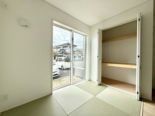 ■落ち着いた色合いのお部屋で穏やかな時間を楽しめます