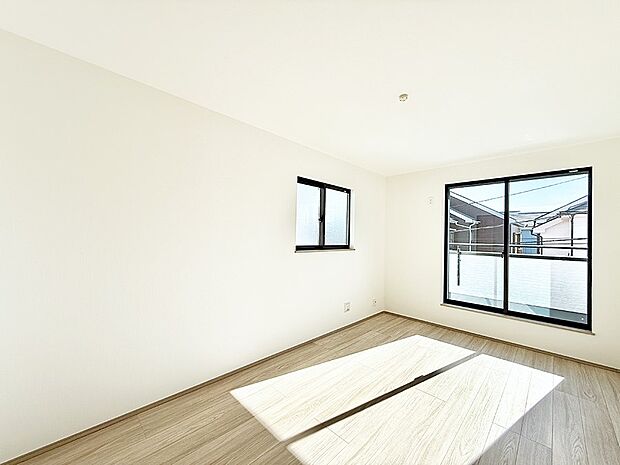 ■窓の配置や通気性の良い設計で部屋の空気がこもらず、常に新鮮な空気が流れます