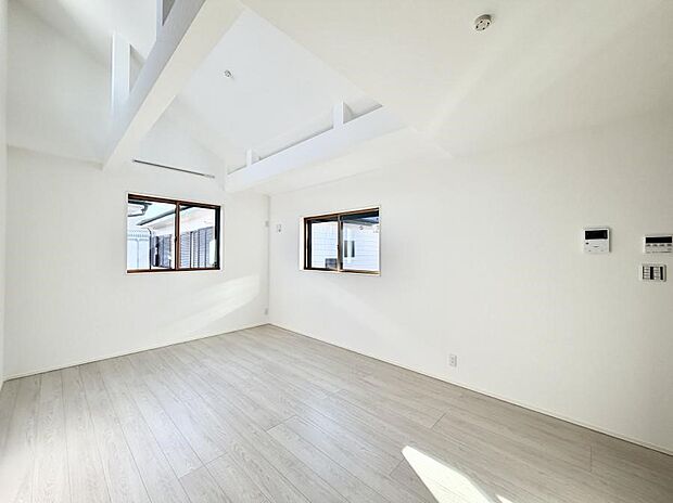 ■くつろぎと笑顔が集まる、心温まるリビング