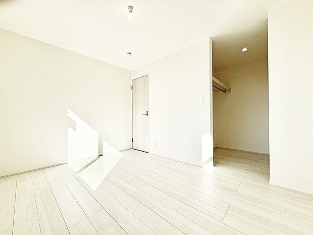 ■窓の配置や通気性の良い設計で部屋の空気がこもらず、常に新鮮な空気が流れます