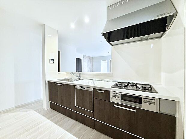 ■美味しい時間が生まれる、笑顔あふれるキッチン